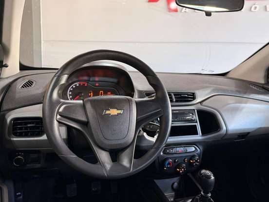 CHEVROLET-ONIX-2018
