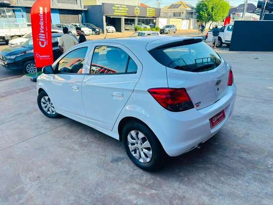 CHEVROLET-ONIX-1.0 MPFI JOY 8V FLEX 4P MANUAL CHEVROLET-ONIX-2019