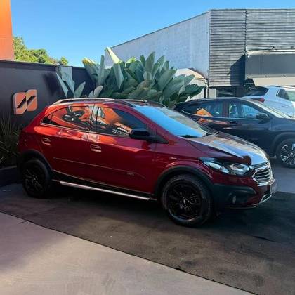 CHEVROLET ONIX 1.4 MPFI ACTIV 8V FLEX 4P AUTOMÁTICO