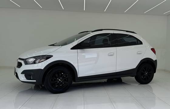CHEVROLET ONIX 1.4 MPFI ACTIV 8V FLEX 4P MANUAL