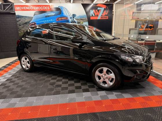 CHEVROLET ONIX 1.4 MPFI LTZ 8V FLEX 4P AUTOMÁTICO