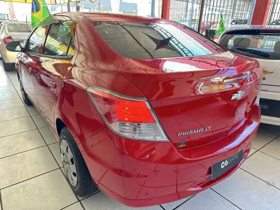 CHEVROLET-PRISMA-2015