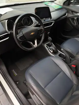 CHEVROLET-TRACKER-2025