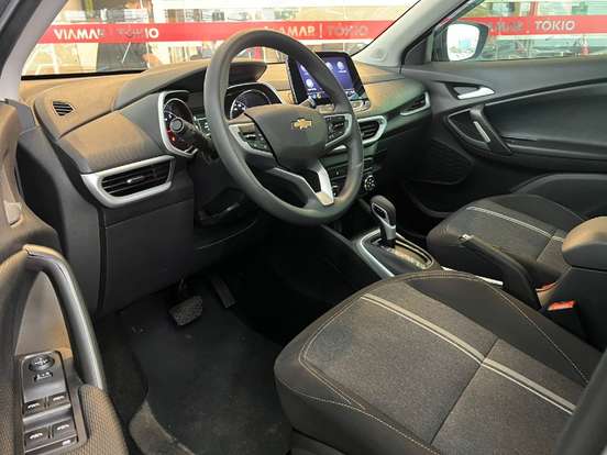 CHEVROLET-TRACKER-2024