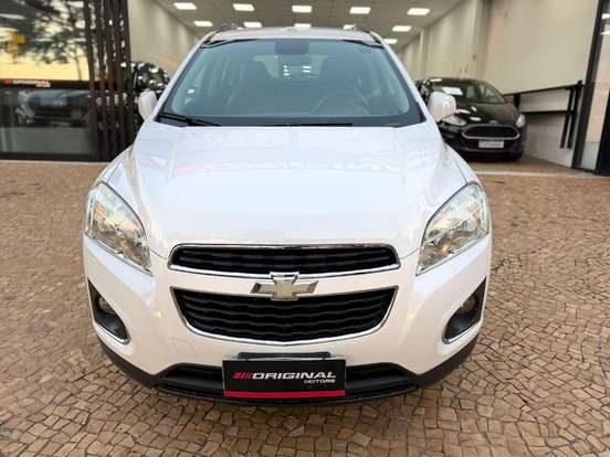 CHEVROLET-TRACKER-2013