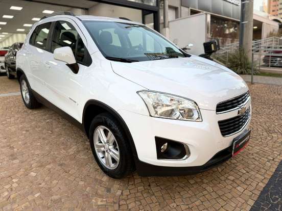 CHEVROLET-TRACKER-2013