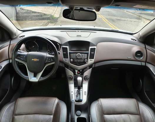 CHEVROLET-CRUZE-2015