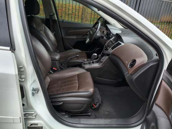 CHEVROLET-CRUZE-1.8 LTZ 16V FLEX 4P AUTOMÁTICO CHEVROLET-CRUZE-2015