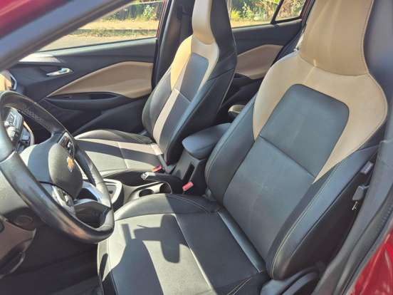 CHEVROLET-ONIX-2019