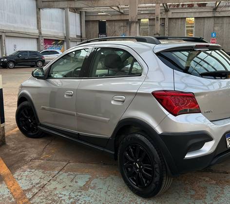 CHEVROLET ONIX 1.4 MPFI ACTIV 8V FLEX 4P MANUAL