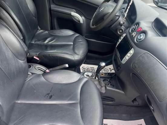 CITROËN-C3-1.6 SOLARIS 16V FLEX 4P AUTOMÁTICO CITROËN-C3-2011