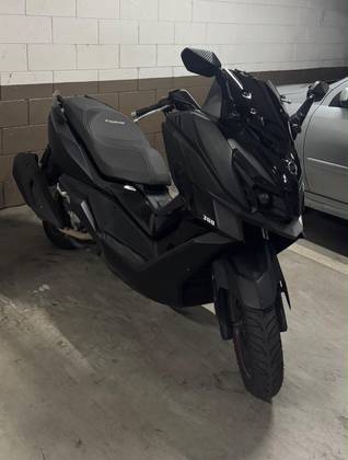 DAFRA CRUISYM 300 