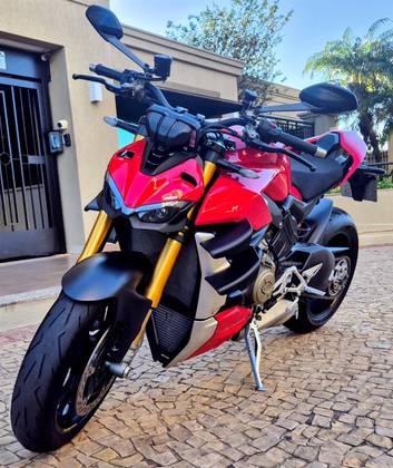 DUCATI STREETFIGHTER V4 S 