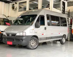 FIAT DUCATO 2.3 MINIBUS TETO ALTO 8V TURBO DIESEL 3P MANUAL FIAT DUCATO 2.3 MINIBUS TETO ALTO 8V TURBO DIESEL 3P MANUAL