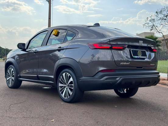 FIAT-FASTBACK-2025