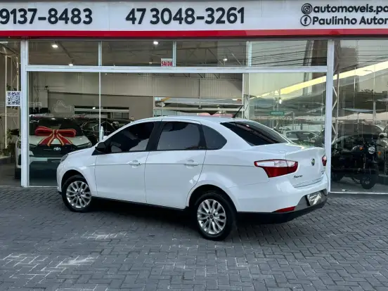 FIAT-GRAND SIENA-1.4 MPI ATTRACTIVE 8V FLEX 4P MANUAL FIAT-GRAND SIENA-2017