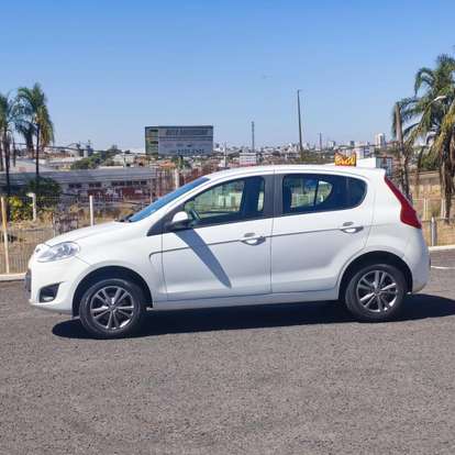 FIAT-PALIO-2014