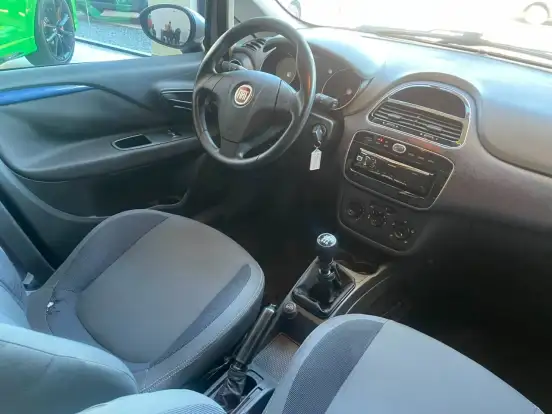 FIAT-PUNTO-2013