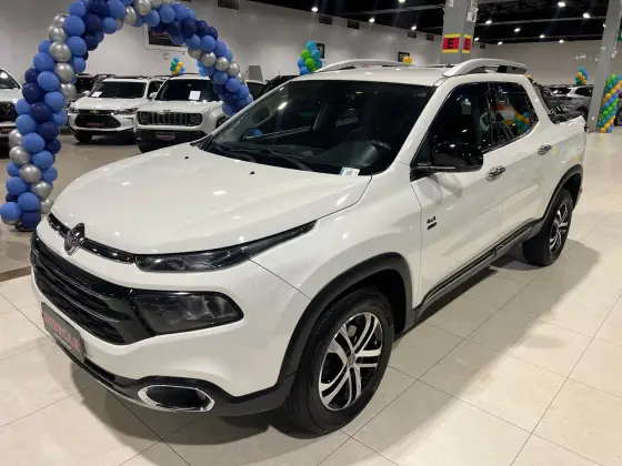 FIAT TORO 2.0 16V TURBO DIESEL VOLCANO 4WD AT9