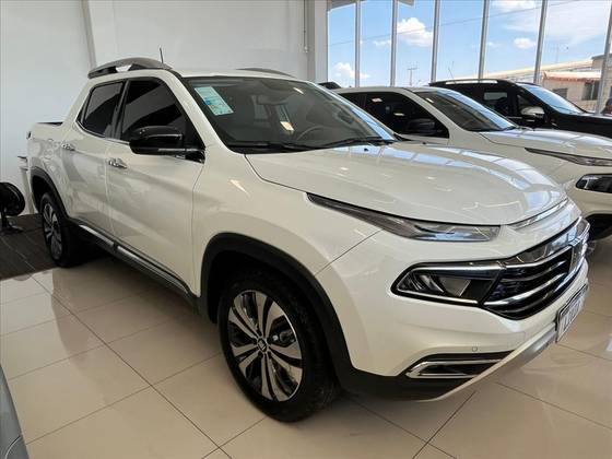 FIAT TORO 2.0 16V TURBO DIESEL VOLCANO 4WD AT9