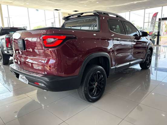 FIAT-TORO-2.0 16V TURBO DIESEL VOLCANO 4WD AT9 FIAT-TORO-2017
