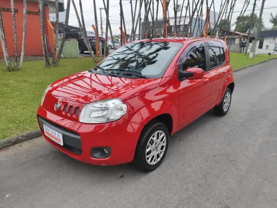 FIAT UNO 1.0 VIVACE 8V FLEX 4P MANUAL