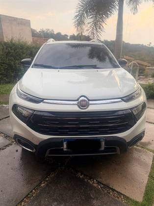 FIAT TORO 2.0 16V TURBO DIESEL VOLCANO 4WD AT9