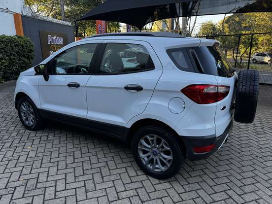 FORD-ECOSPORT-2013