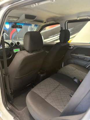 FORD-ECOSPORT-2012