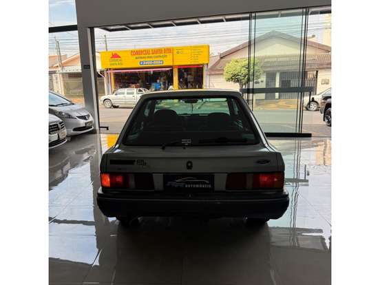 FORD-ESCORT-1.6 XR3 8V GASOLINA 2P MANUAL FORD-ESCORT-1988
