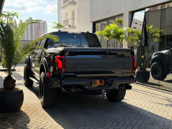 FORD-F-150-5.2 V8 SUPERCHARGED GASOLINA RAPTOR CD 4X4 AUTOMÁTICO FORD-F-150-2024