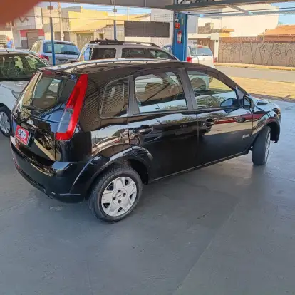 FORD-FIESTA-2012