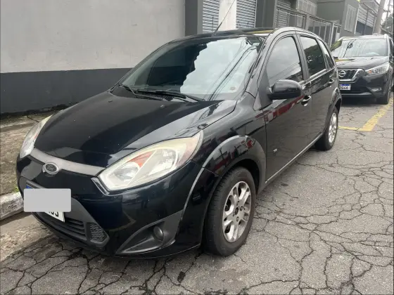 FORD FIESTA 1.6 ROCAM HATCH 8V FLEX 4P MANUAL