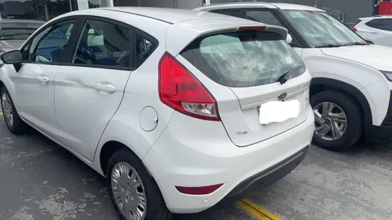 FORD FIESTA 1.6 TI-VCT FLEX SE MANUAL