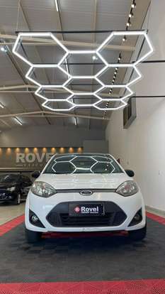 FORD-FIESTA-2013