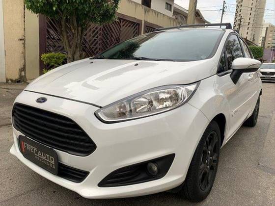 FORD FIESTA 1.6 SE HATCH 16V FLEX 4P POWERSHIFT