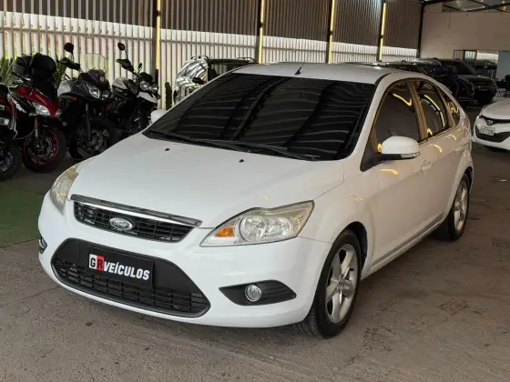 FORD FOCUS 1.6 GL 16V FLEX 4P MANUAL