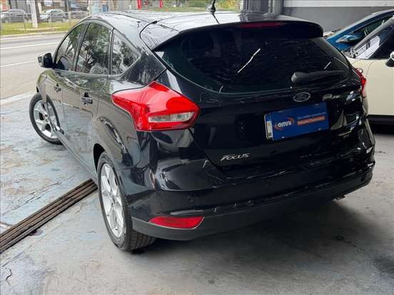 FORD-FOCUS-1.6 SE 16V FLEX 4P POWERSHIFT FORD-FOCUS-2016