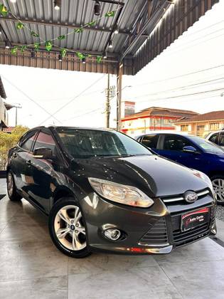 FORD FOCUS 2.0 S SEDAN 16V FLEX 4P AUTO