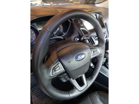FORD-FOCUS-2016