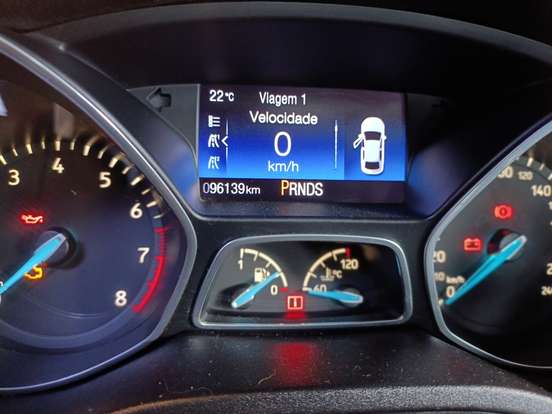 FORD-FOCUS-2016