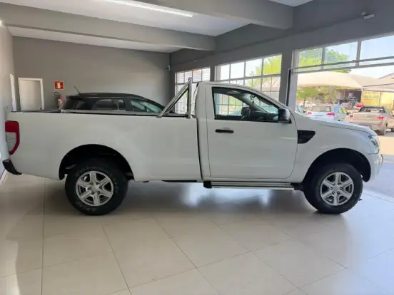 FORD-RANGER-2.5 XLS 4X2 CS 16V FLEX 2P MANUAL FORD-RANGER-2013