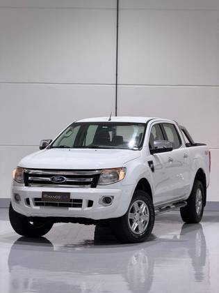 FORD RANGER 3.2 XLT 4X4 CD 20V DIESEL 4P AUTOMÁTICO