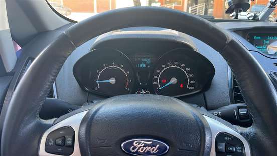 FORD-ECOSPORT-2016