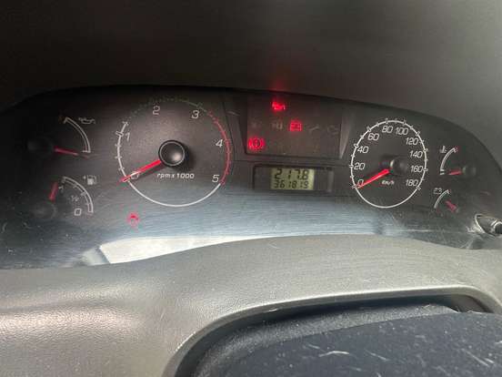 FORD-F-250-3.9 XLT MAX POWER 4X4 CS DIESEL 2P MANUAL FORD-F-250-2011