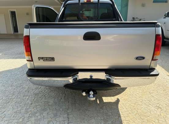 FORD-F-250-2005