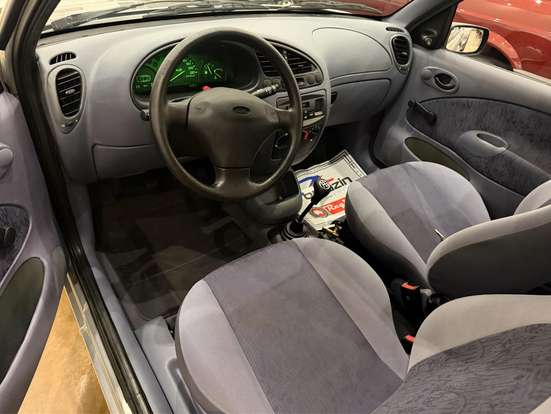 FORD-FIESTA-1998