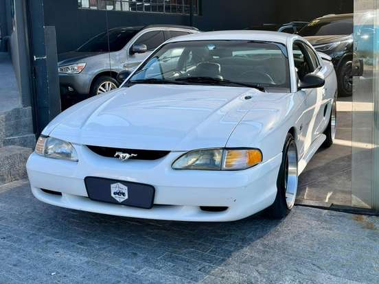 FORD-MUSTANG-1994