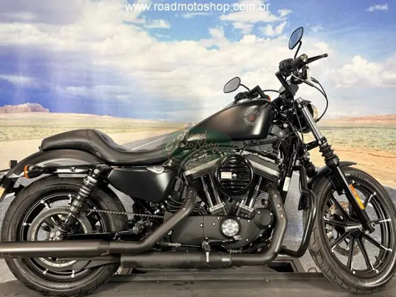 HARLEY-DAVIDSON SPORTSTER IRON 883 
