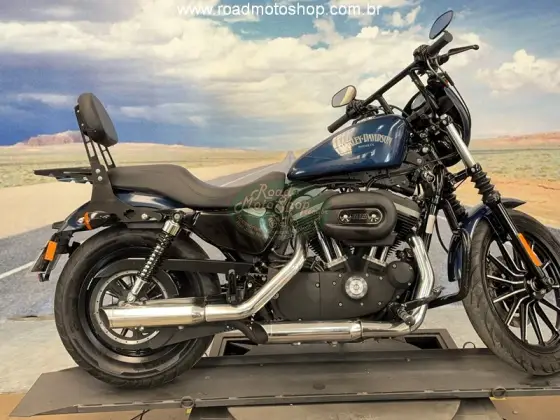 HARLEY-DAVIDSON SPORTSTER XL 883N IRON 